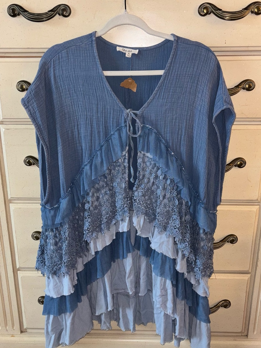 Oli & Hali Blue Lace-Trim Tiered Tunic